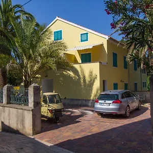 Bigblue House Apartment